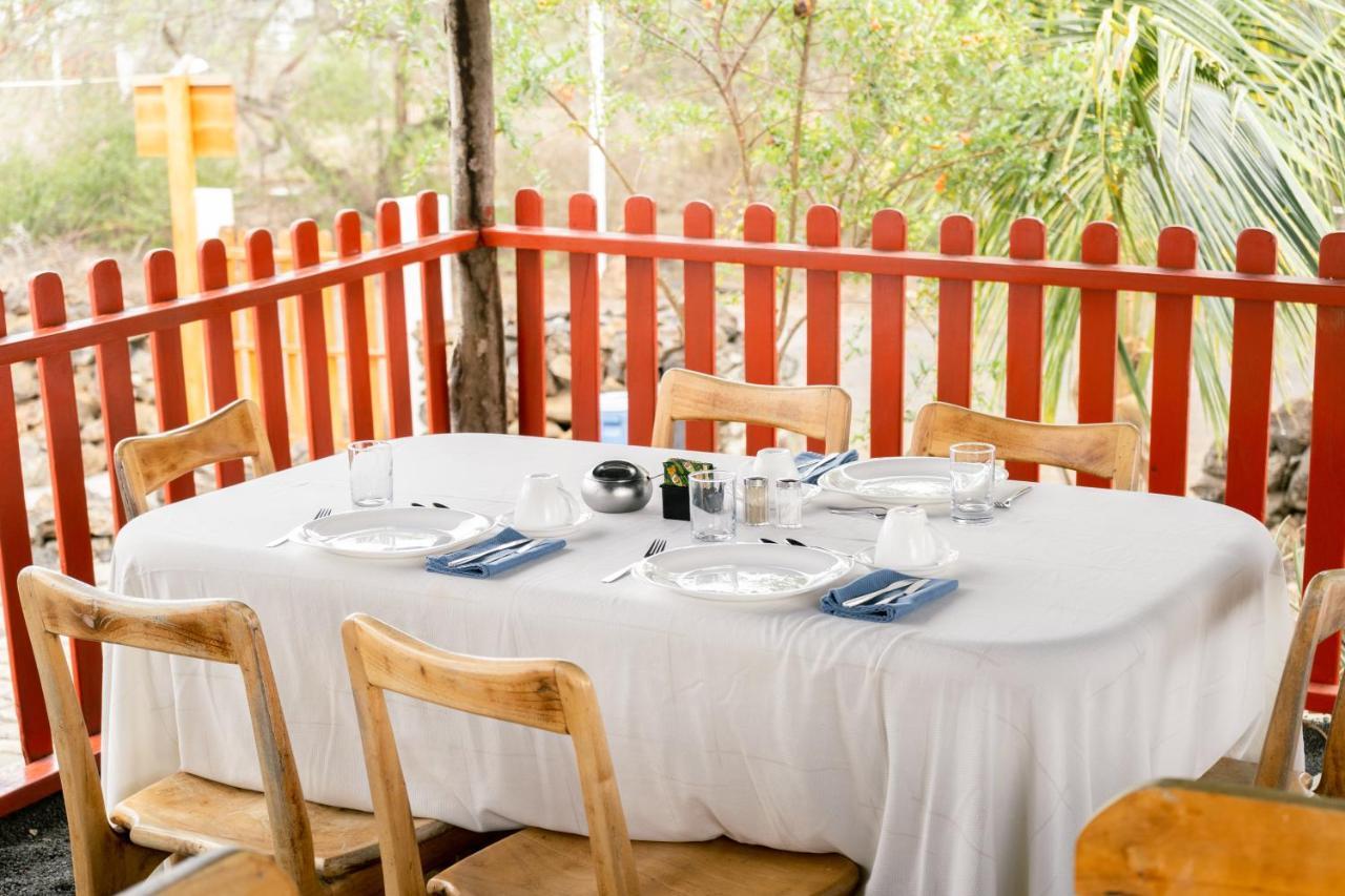 Floreana Hostal Santa Maria מראה חיצוני תמונה